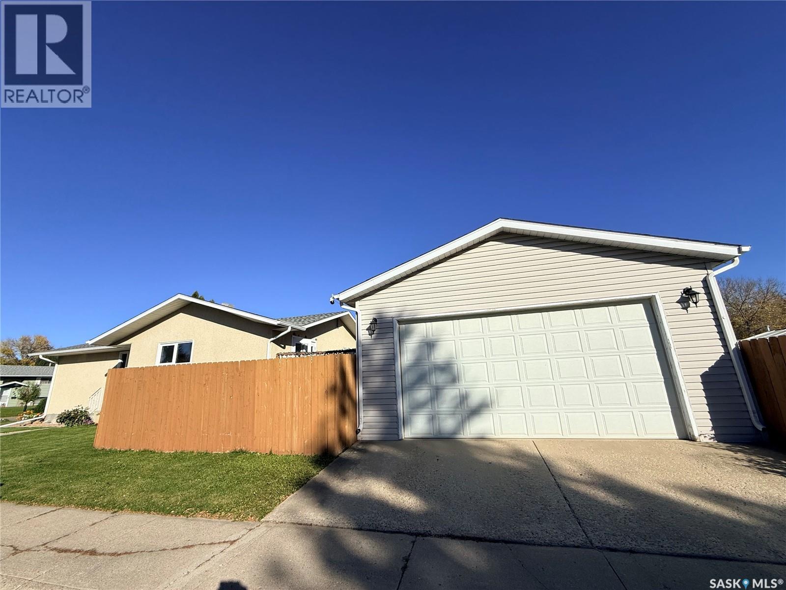 389 Meighen CRESCENT, Saskatoon — photo 3