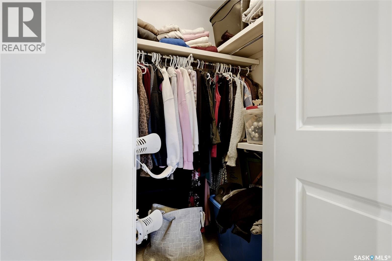 #207 1510 Neville DRIVE - 21