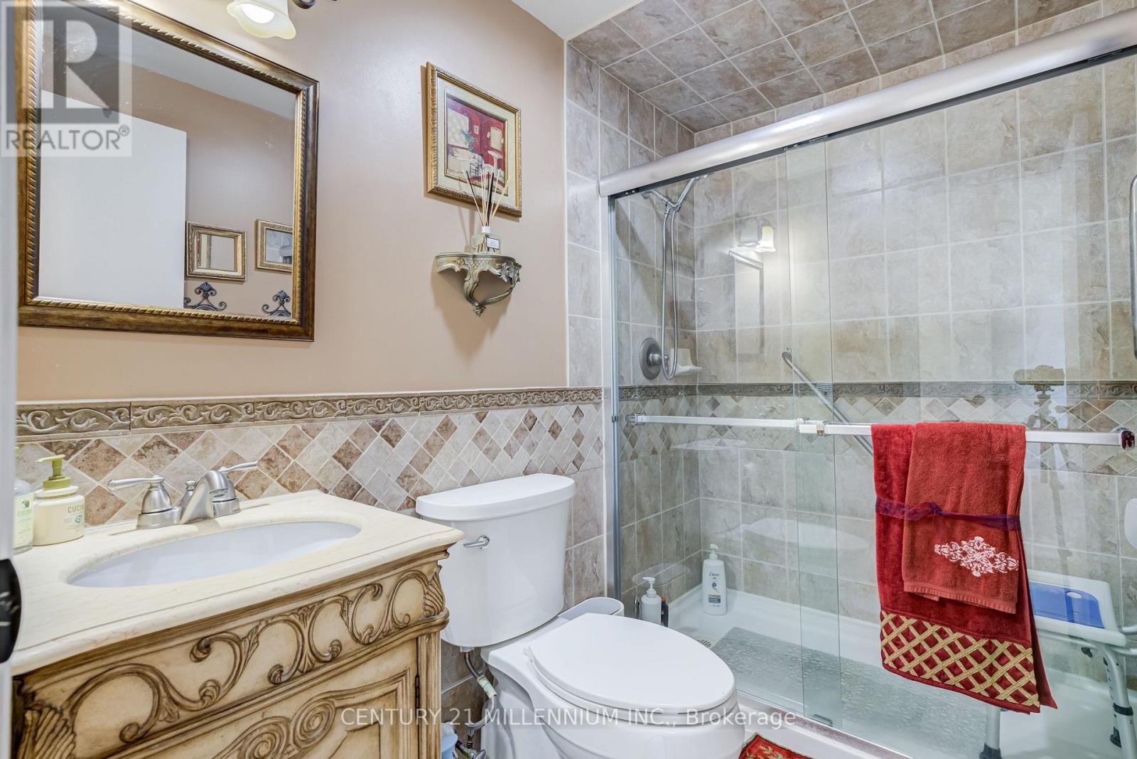 126 ELGIN DRIVE - 20