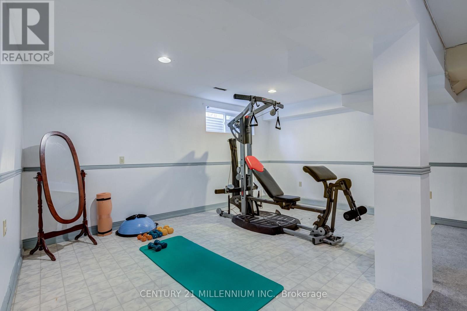 126 ELGIN DRIVE - 28