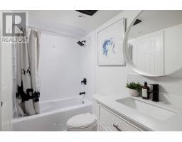 909 - 880 Dundas Street W, Mississauga, ON L5C4H3 Photo 15