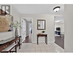 211 - 221 Robinson Street, Oakville, ON L6J7N9 Photo 7