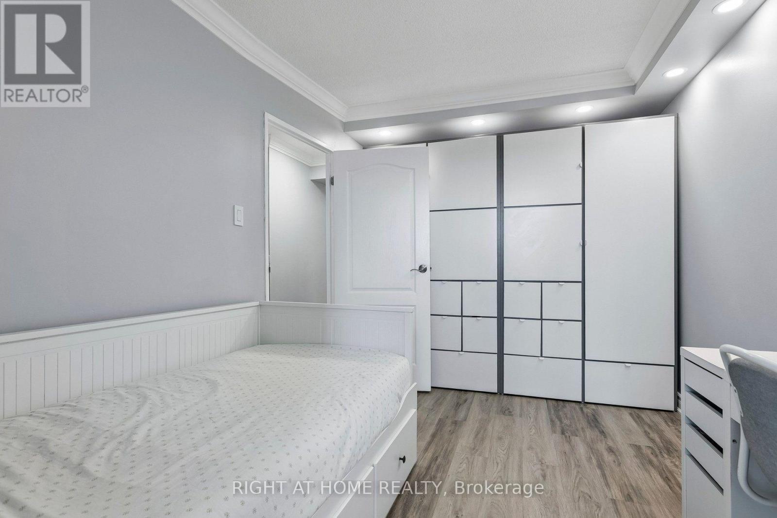 612- 550 Webb Drive, Mississauga, ON photo 28