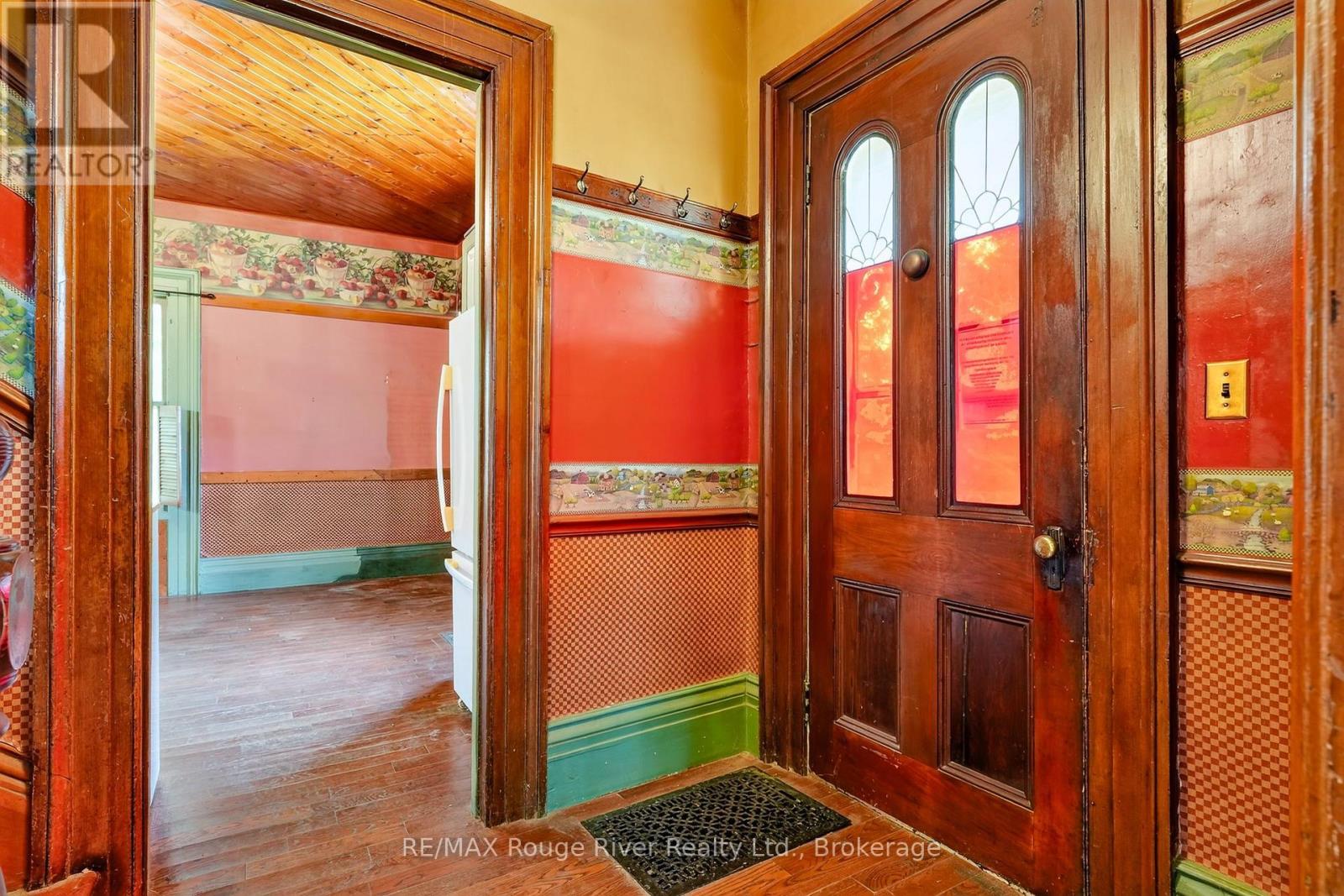 3756 Burnham Street North, Hamilton Township, ON photo 4