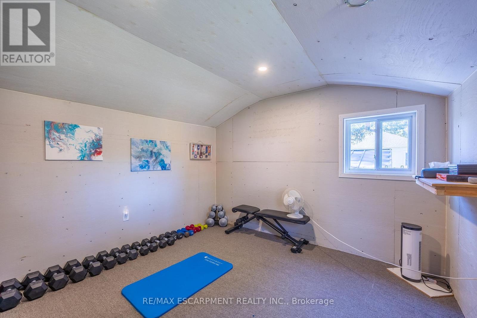 30 GIBSON DRIVE - 28