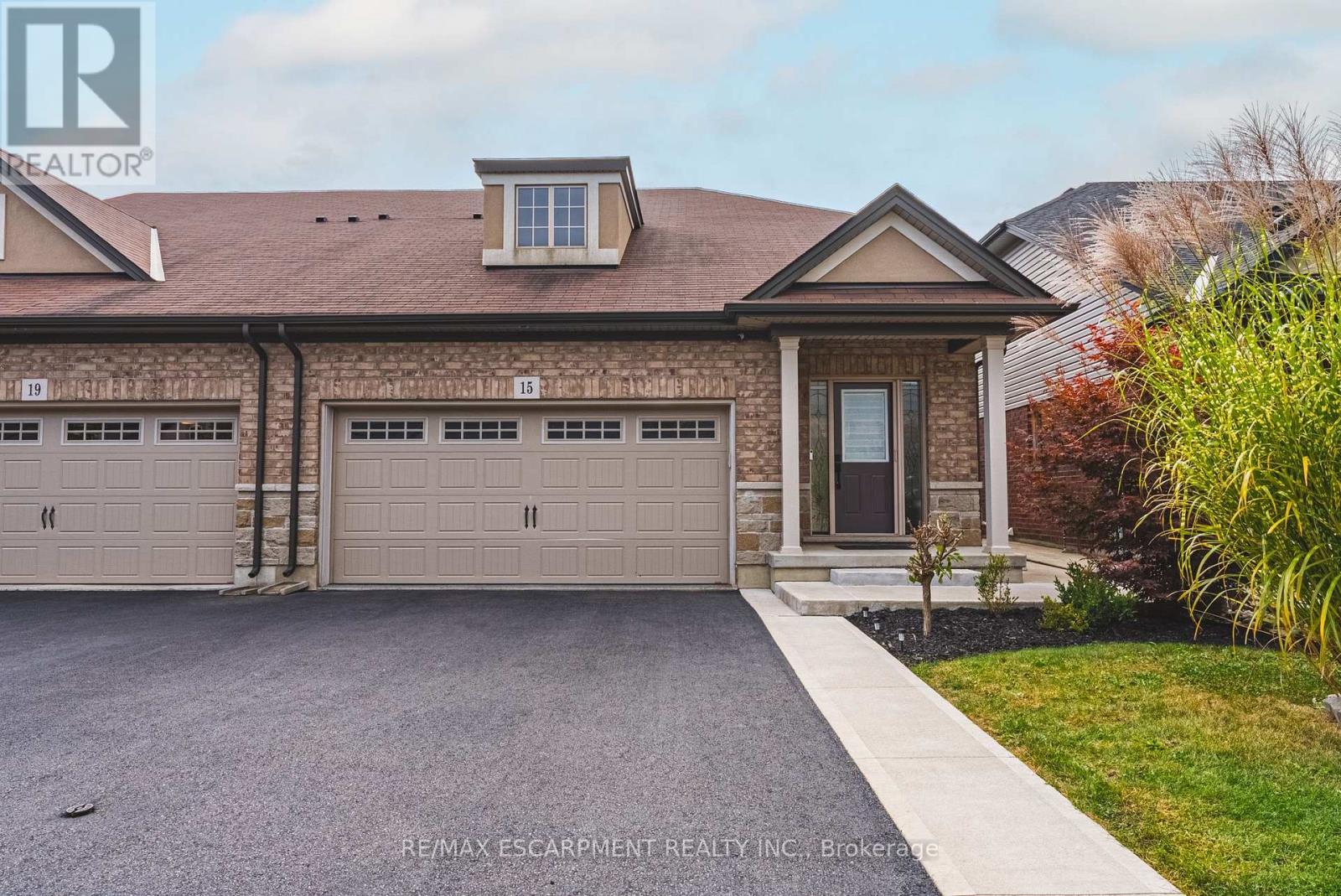 15 KOPPERFIELD LANE - 1