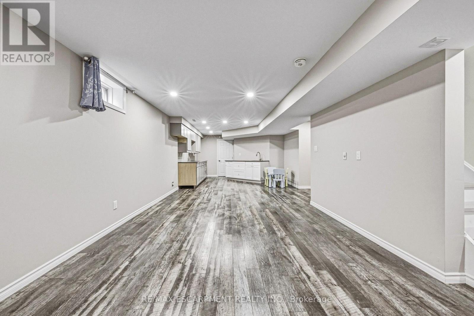 15 KOPPERFIELD LANE - Image 25