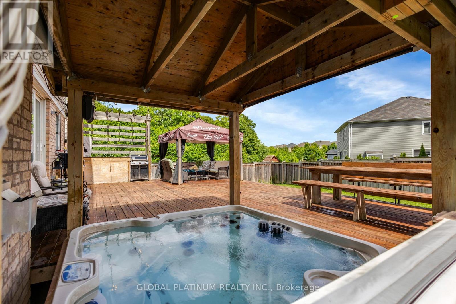 236 SHADY GLEN CRESCENT - Image 39