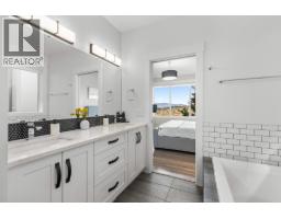 203 Grange Drive, Vernon, BC V1H2M1 Photo 36