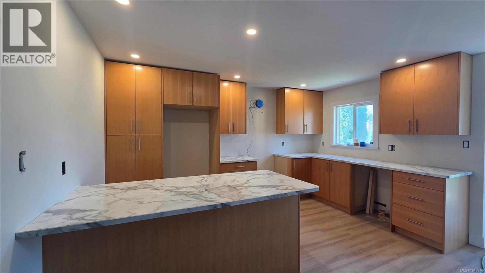 4835 Gertrude St - 1