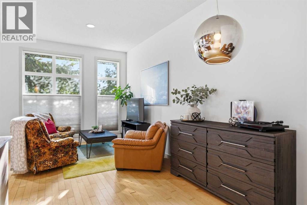 #1 1911 28 Street SW - Image 13