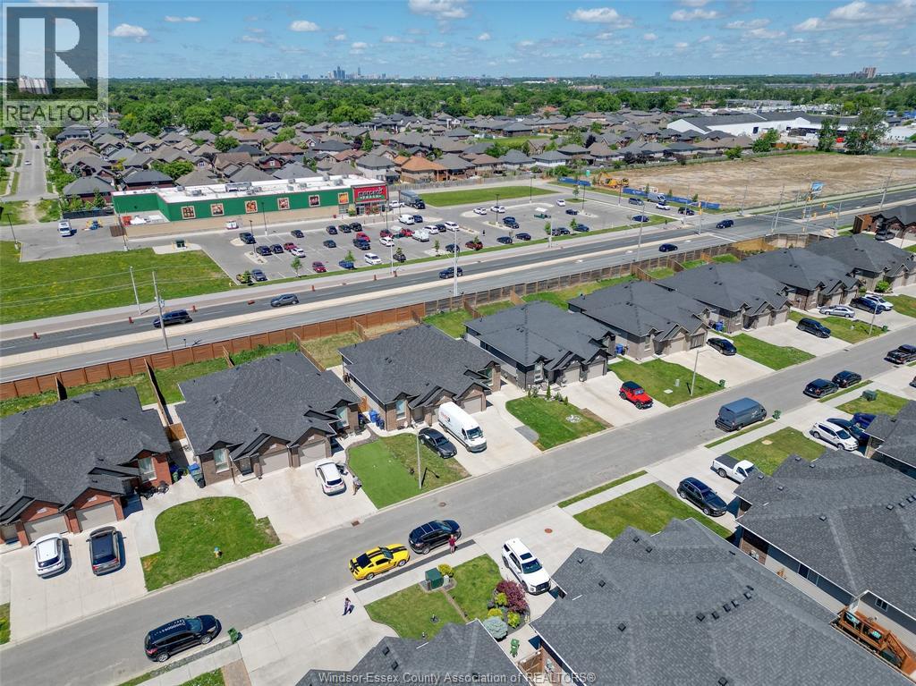 3141 VIOLA CRESCENT - 5