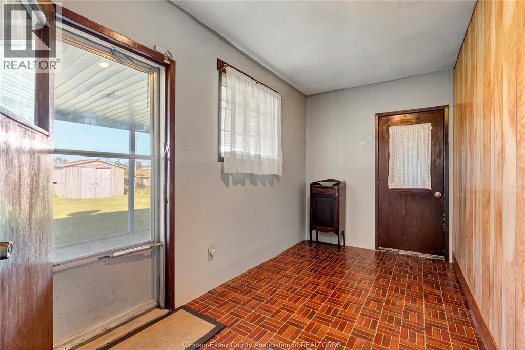 1512 PEACH DRIVE - 18