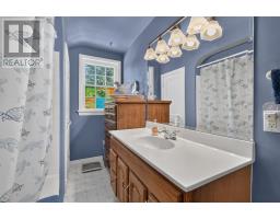 155 Pine St, Sault Ste  Marie, ON P6A3Y7 Photo 33
