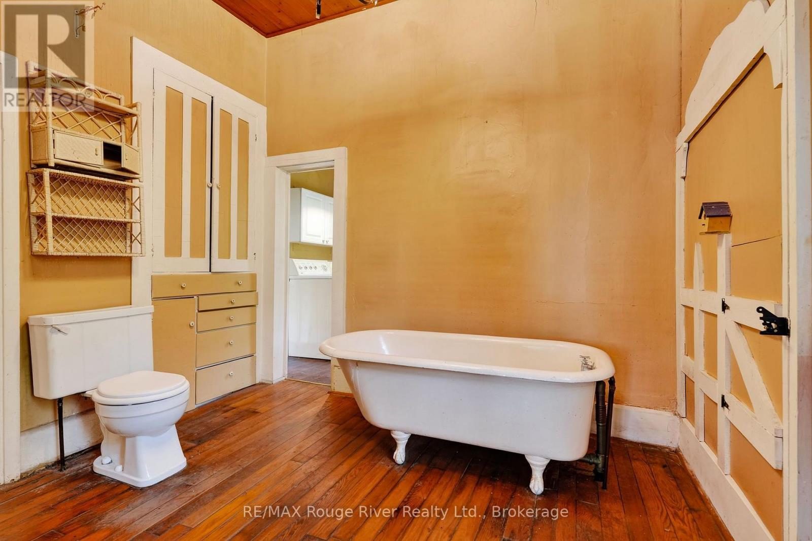 3756 BURNHAM STREET N - 19