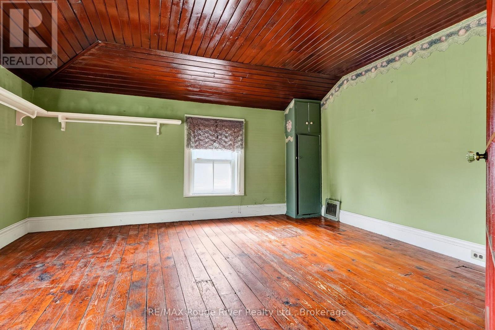 3756 BURNHAM STREET N - 25