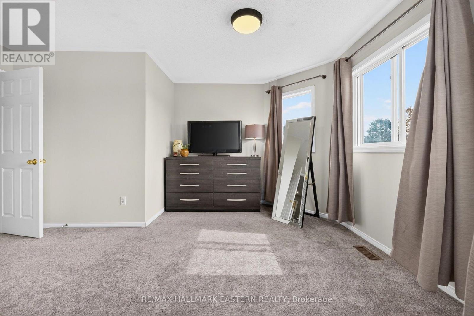 25 EDGERTON DRIVE - Image 23