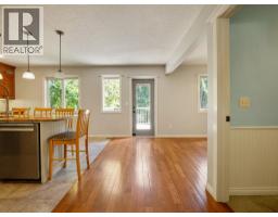 805 17 Street S - photo 6