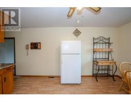 Foyer - 69 Matthews St. Street, Thunder Bay, ON P7A3K8 Photo 10