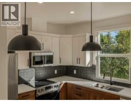 1525 17 Street S - photo 18