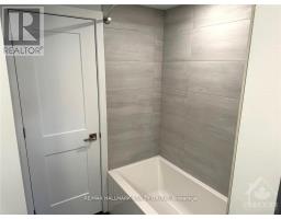 B - 316 Mona Avenue, Ottawa, ON K1L7A2 Photo 16