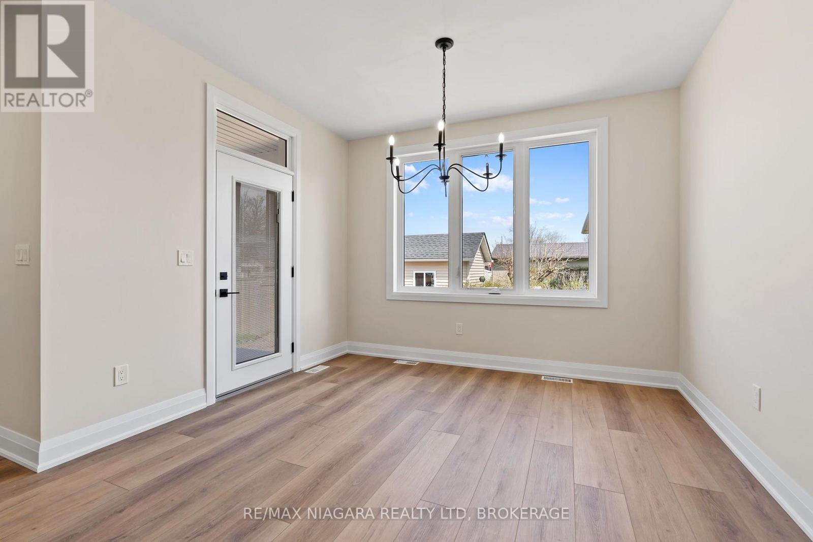 63 SWAN AVENUE - 13