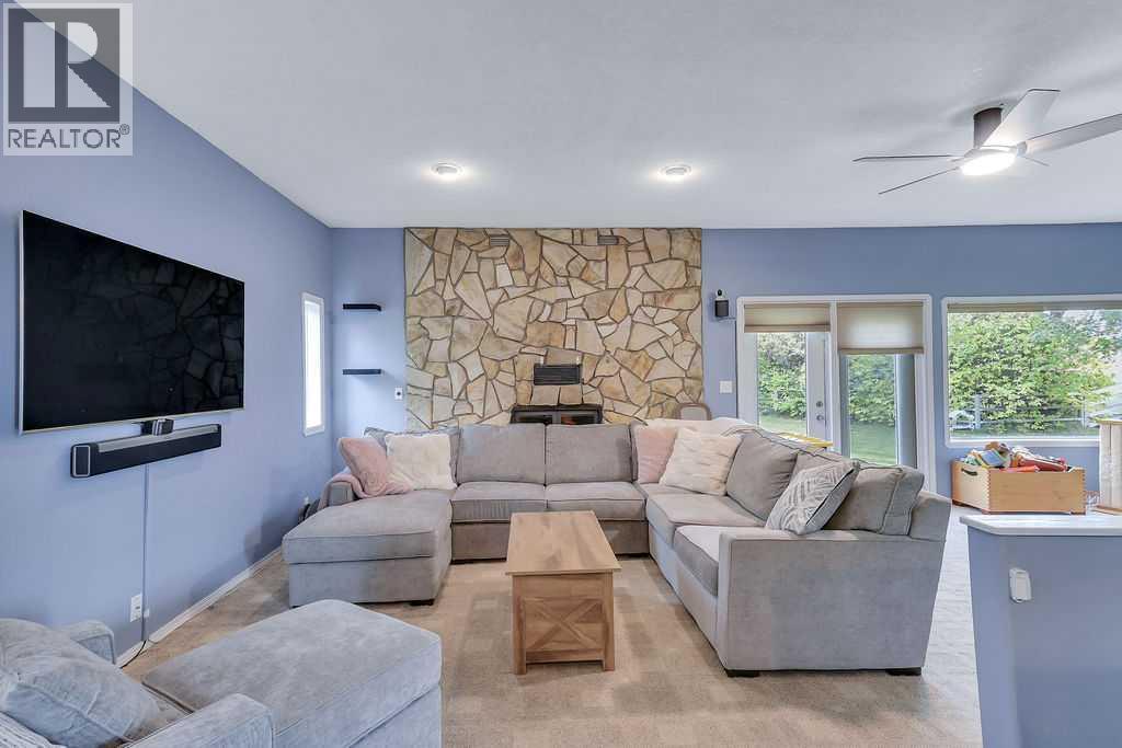 Listing photo – 39126 Range Road 262, Rural Lacombe County