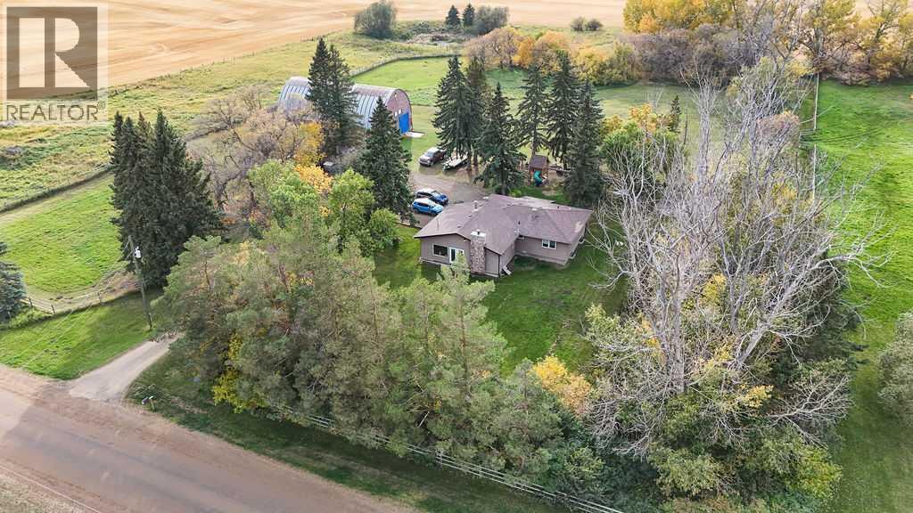 Listing photo – 39126 Range Road 262, Rural Lacombe County