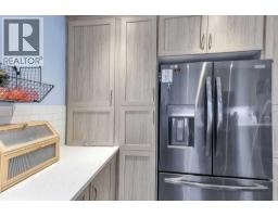 4pc Bathroom - 39126 Range Road 262, Rural Lacombe County, AB T4L2N2 Photo 7