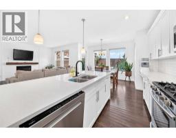 213 Heritage Boulevard - photo 8