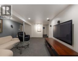 402 Brand Street, North Vancouver, BC V7N1E9 Photo 35