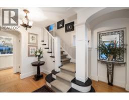 402 Brand Street, North Vancouver, BC V7N1E9 Photo 9