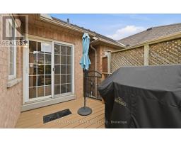 245 Willowbrook Drive, Whitby, ON L1R2Z1 Photo 32