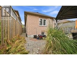 245 Willowbrook Drive, Whitby, ON L1R2Z1 Photo 38