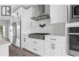 Family room - 304 Grassland Boulevard W, Lethbridge, AB T1J5V1 Photo 11
