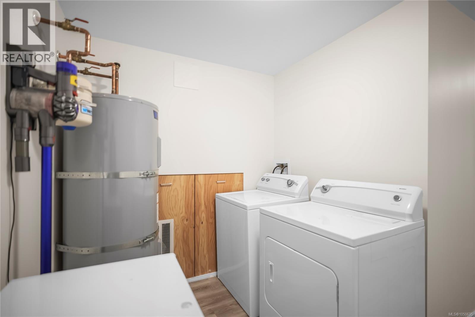 524 Warren Ave - 19