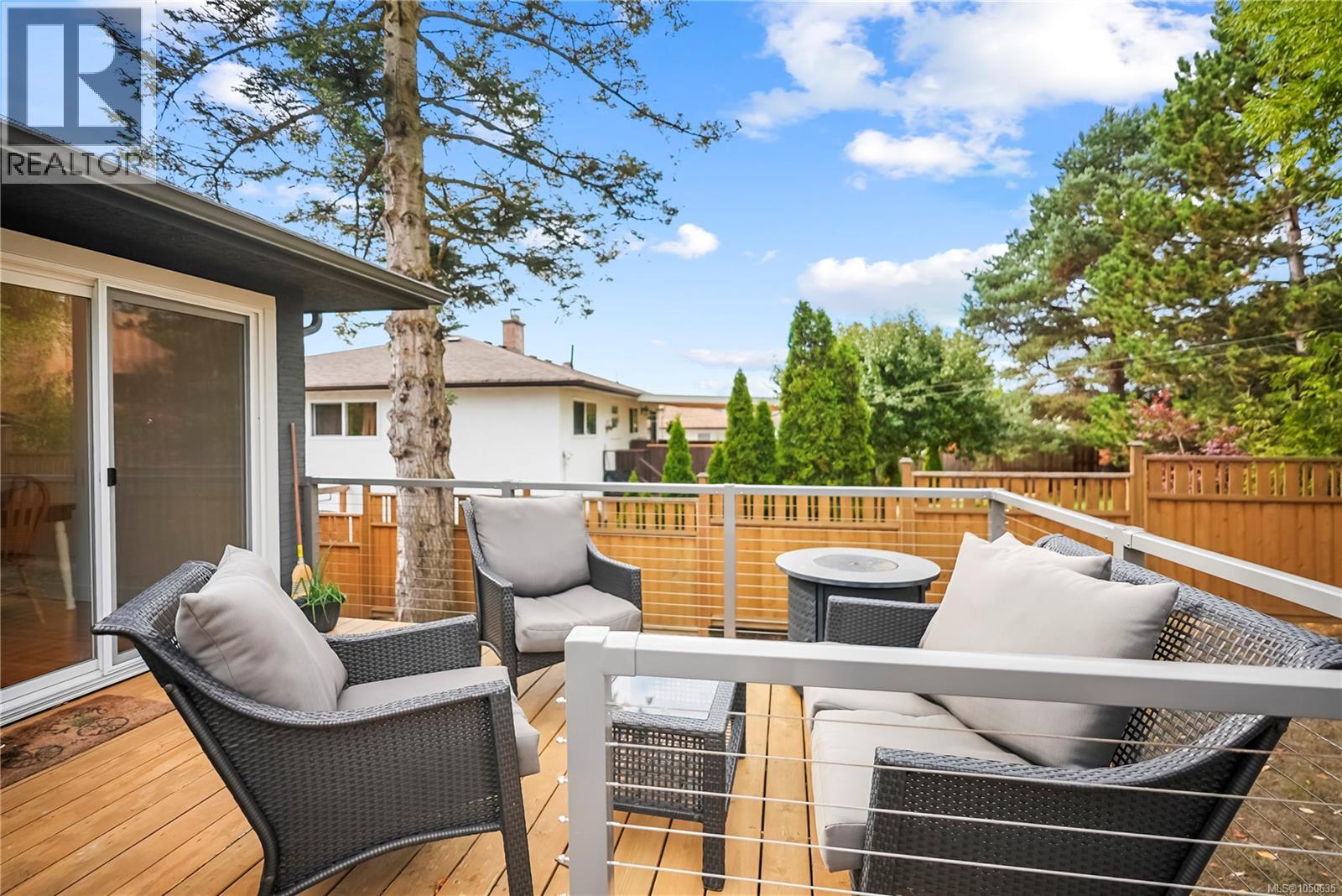 524 Warren Ave - 12