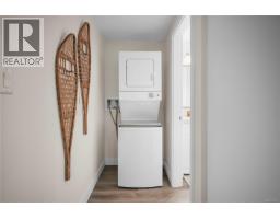 524 Warren Ave, Saanich, BC V8Z2J5 Photo 29