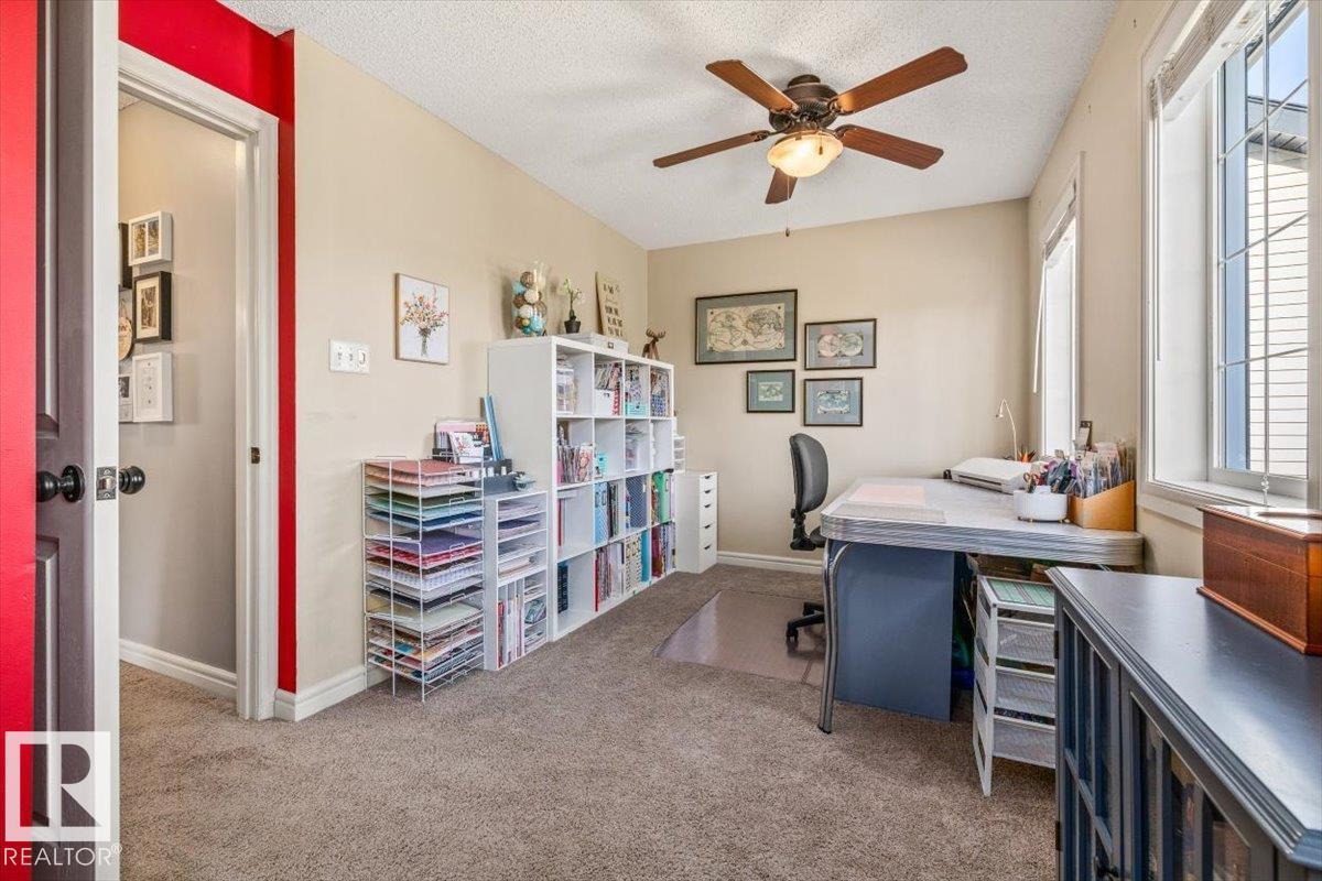 1952 119 ST SW - 23
