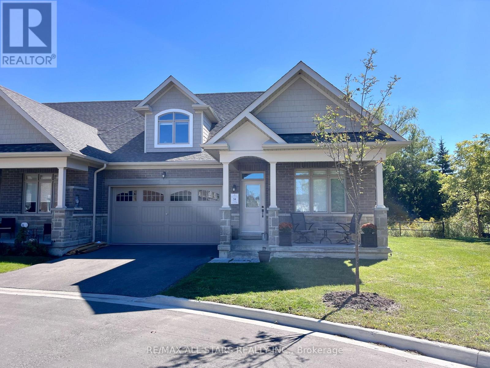34 HILDRED CUSHING WAY, Uxbridge