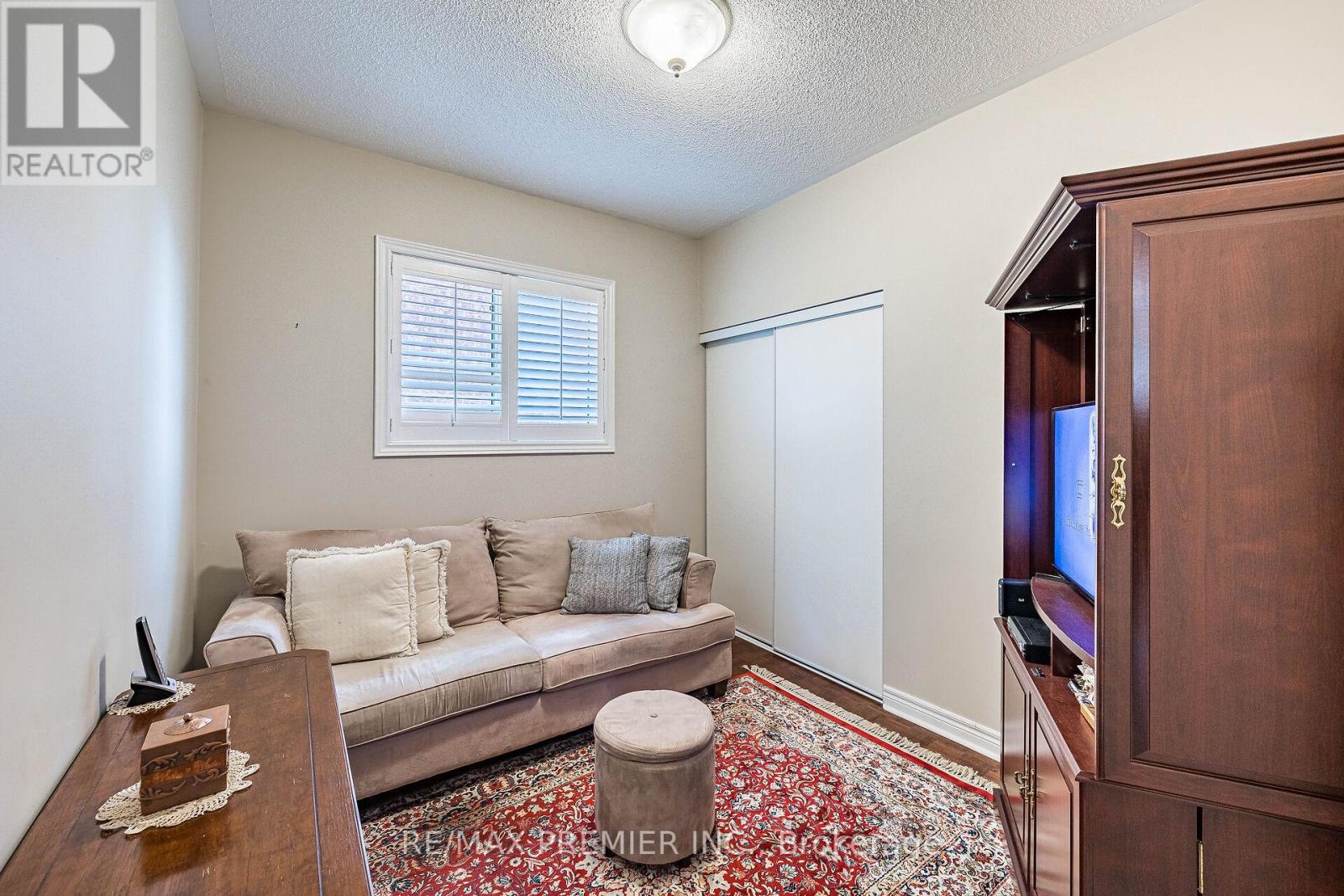 78 COALBROOK COURT - 17