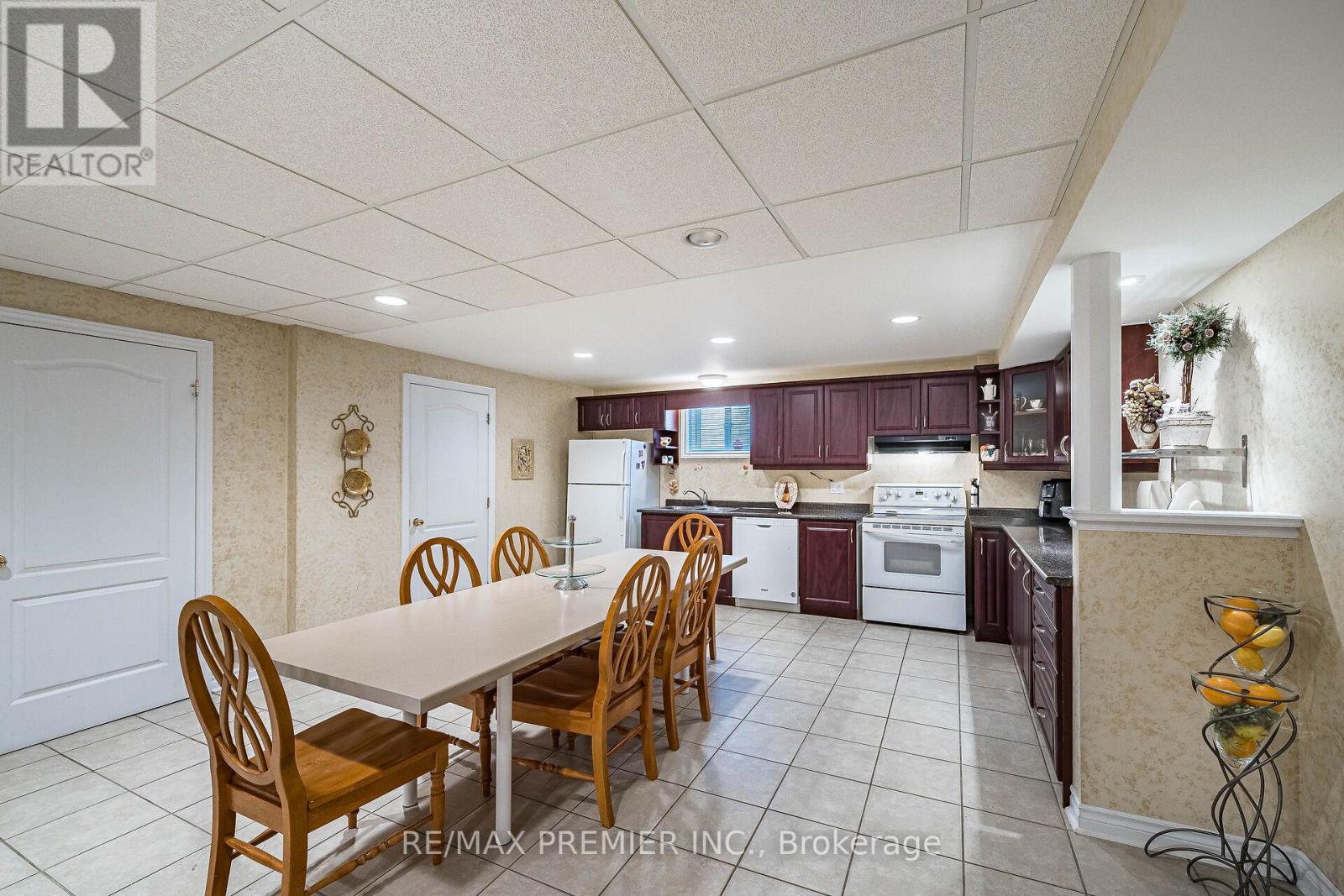 78 COALBROOK COURT - Image 24