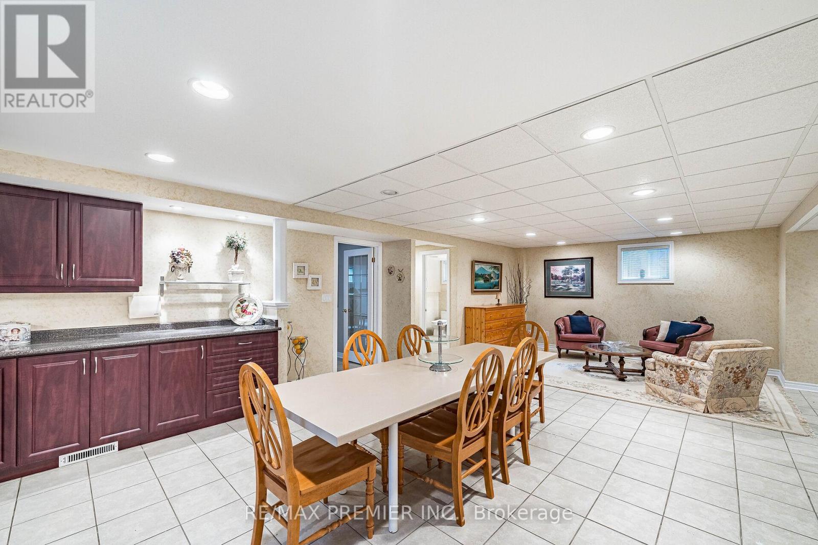 78 COALBROOK COURT - 26