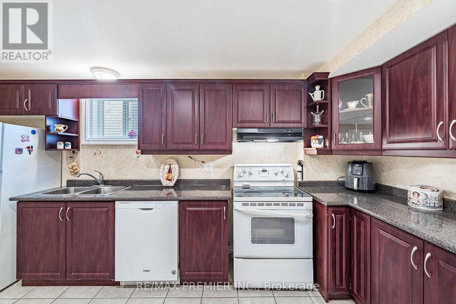 78 COALBROOK COURT - 29