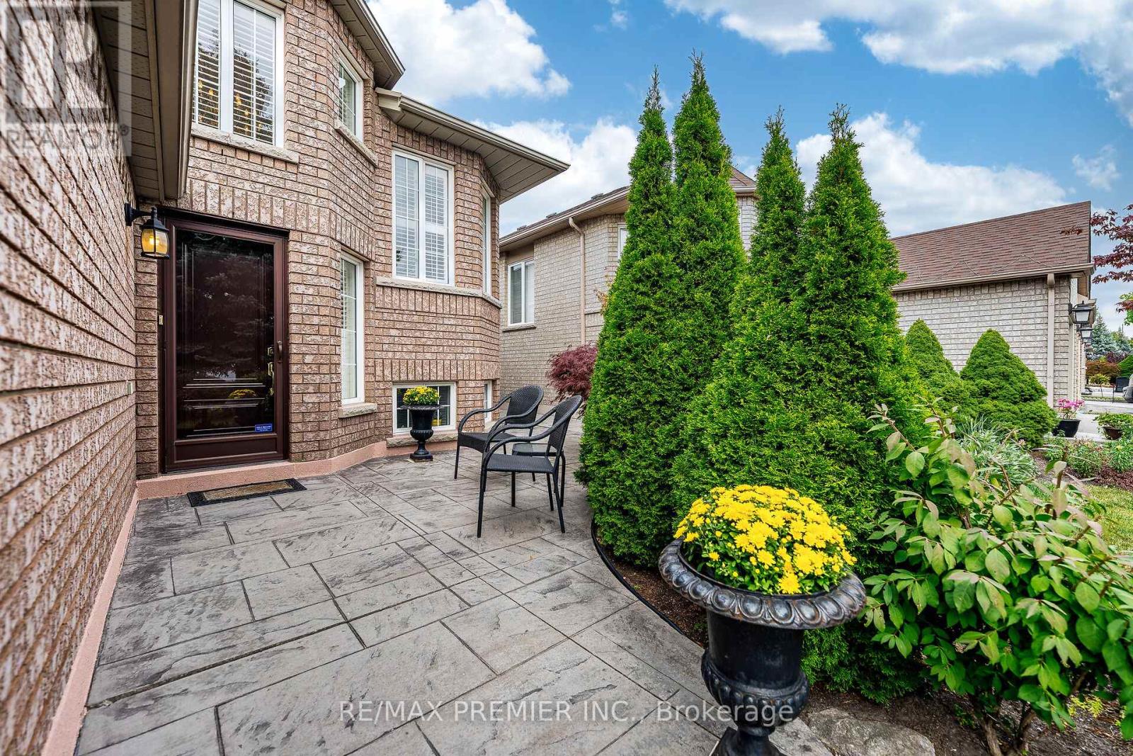 78 COALBROOK COURT, Vaughan (East Woodbridge) — photo 3