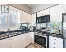 Kitchen - 78 Coalbrook Court, Vaughan, ON L4L9B6 Photo 9