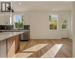 1527 17 Street S - photo 9