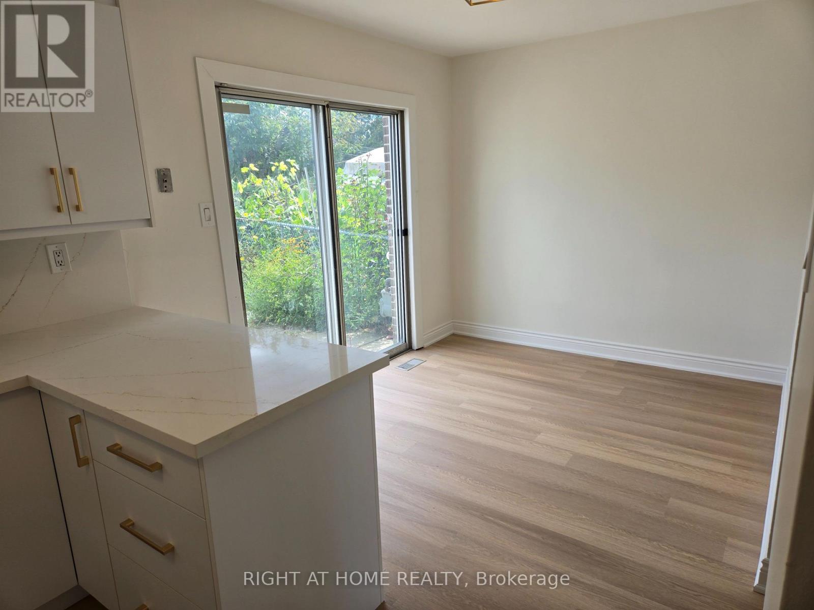 13 FAULKNER CRESCENT, Toronto (Humbermede) — photo 5
