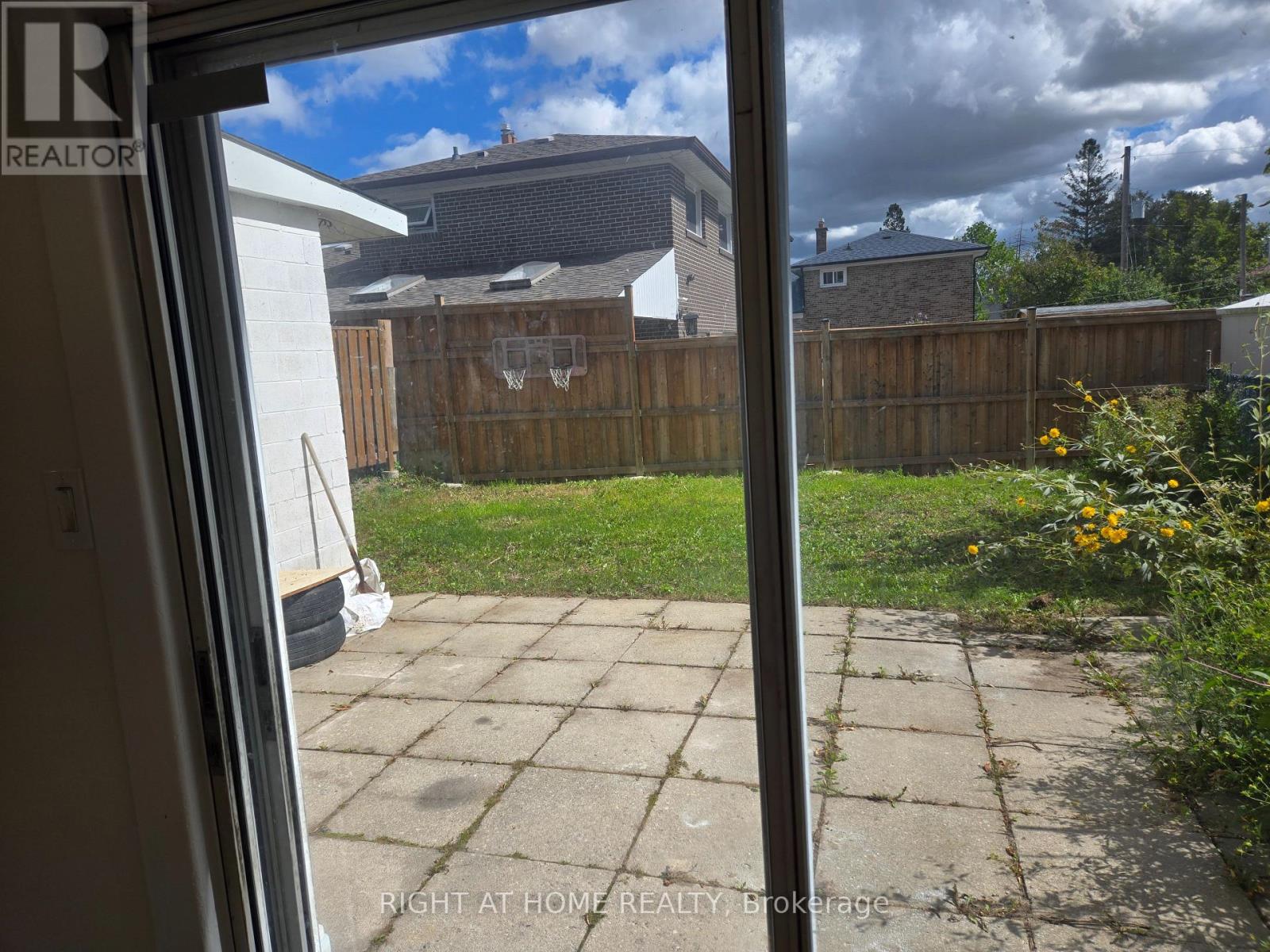 13 FAULKNER CRESCENT, Toronto (Humbermede) — photo 6