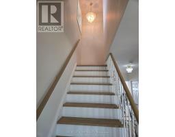 13 Faulkner Crescent, Toronto, ON M9M2B9 Photo 10